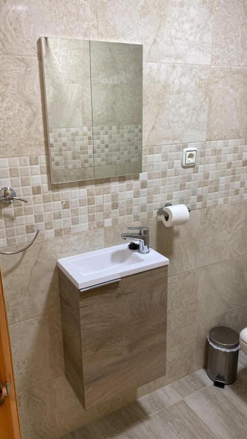 Habitacion Grande Con Bano Privado En Coin A 30Km De La Playa Extérieur photo